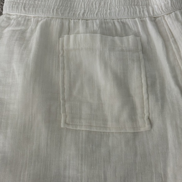 Loft - white shorts - cotton/gauzy  size XL - Picture 3 of 5